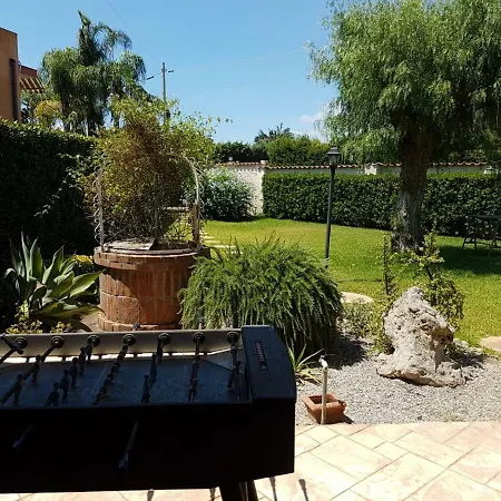 Giuma Con Piscina Willa Fontane Bianche